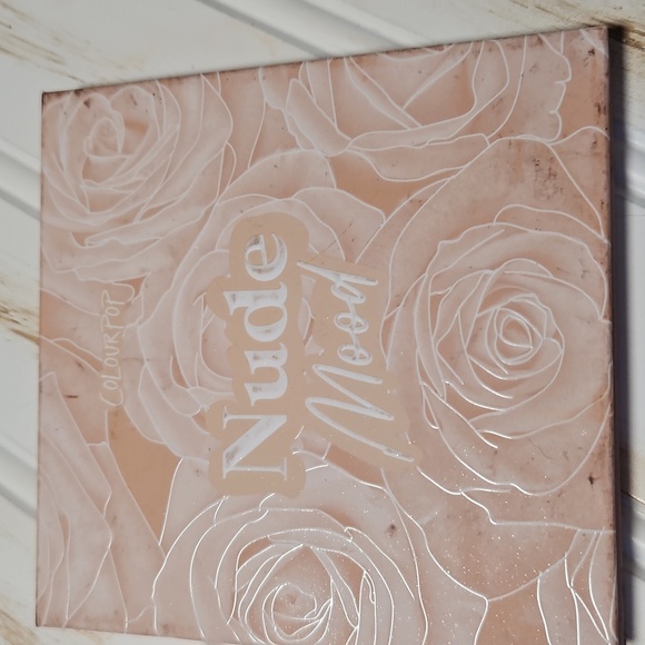 COLORPOP NUDE MOOD PREESED POWDER PALATE - Picture 1 of 5